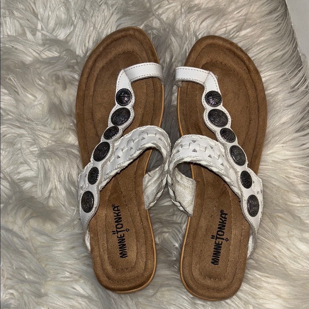 Minnetonka Wedge White Thong Studded Sandals